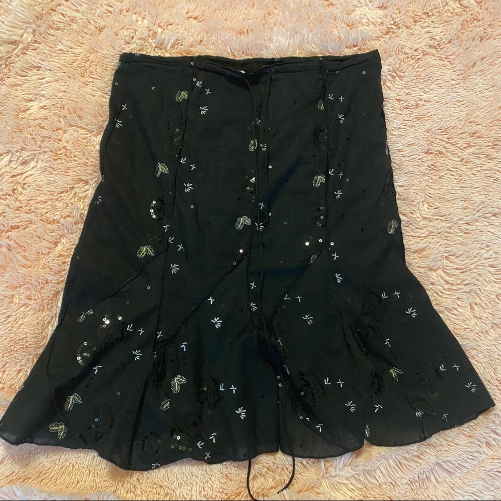 Heart Soul black embroidery cotton skirt. Size L